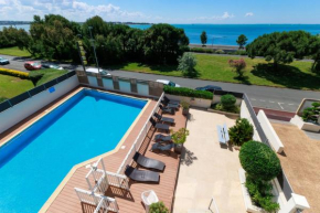 Logis Hôtel Le Rochelois